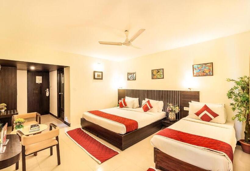 בית מלון כפרי Octave Himalaya Monarch