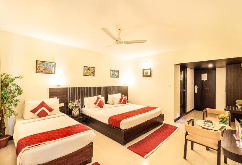 בית מלון כפרי Octave Himalaya Monarch