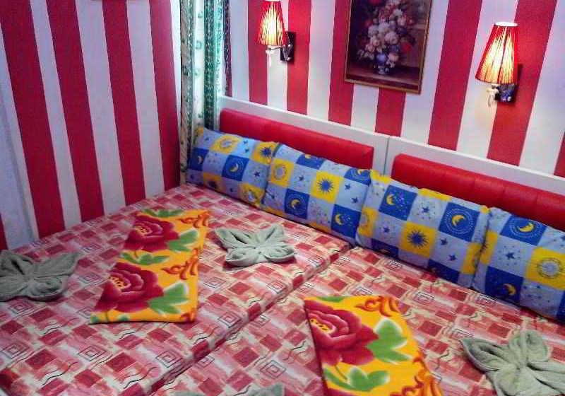 Hotelli Patricks Home Boracay