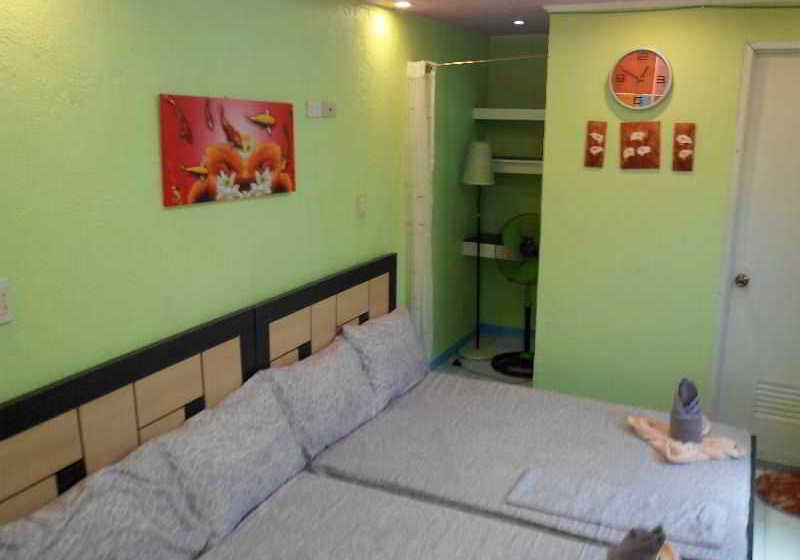 Hotelli Patricks Home Boracay