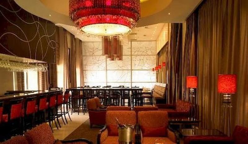 בית מלון כפרי Peermont Metcourt At Thaba Moshate