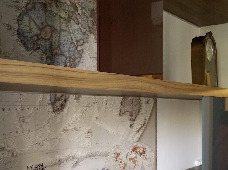 Отель Pension Ciudadela