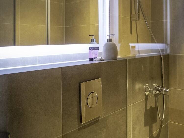 Отель Pension Ciudadela