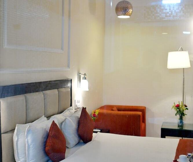فندق Kadamb Kunj Resort   Bharatpur
