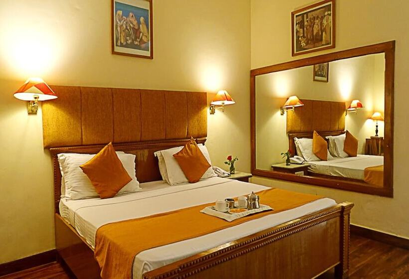 فندق Kadamb Kunj Resort   Bharatpur