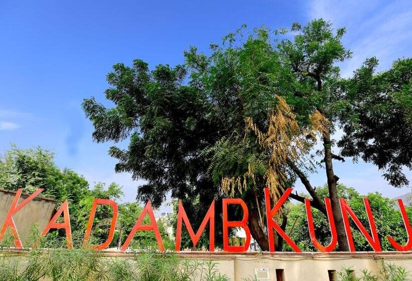 فندق Kadamb Kunj Resort   Bharatpur