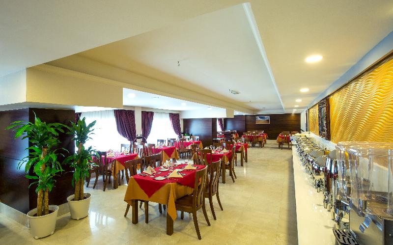 Отель Queen Palace