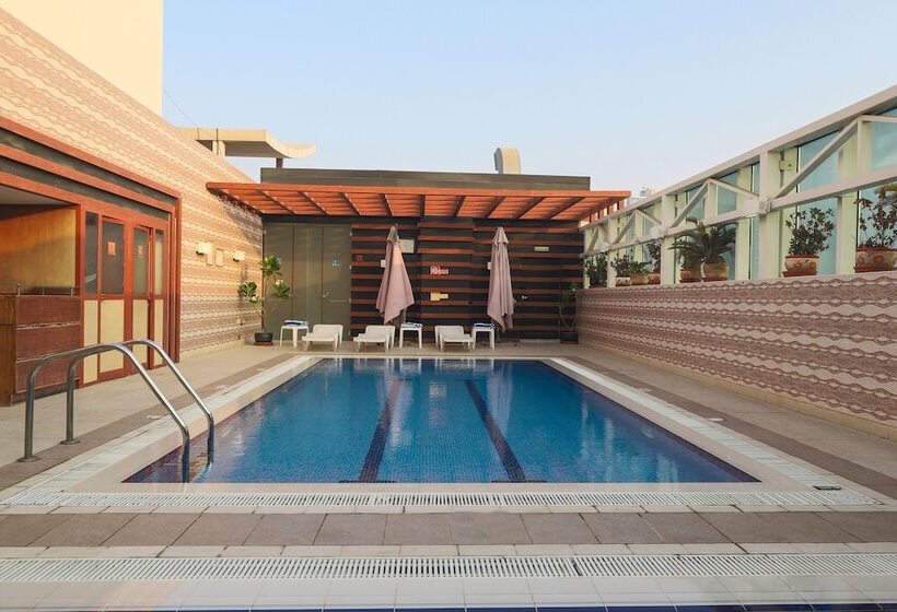 Отель Queen Palace