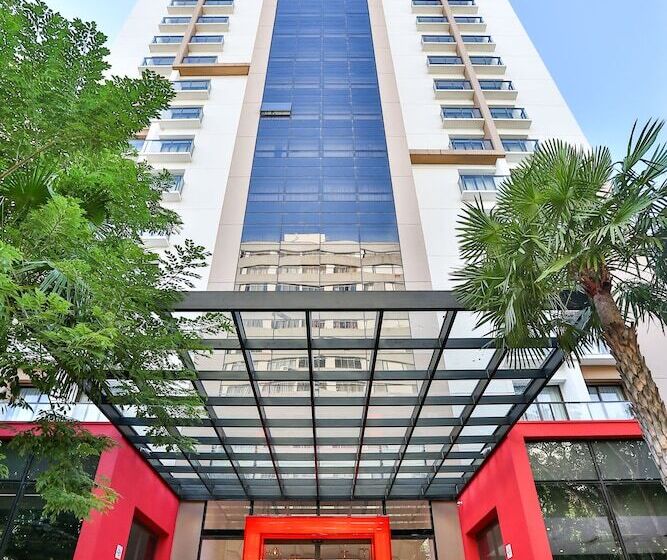 Отель Radisson Red Campinas