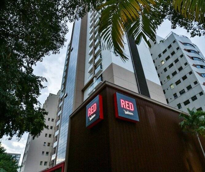 Отель Radisson Red Campinas