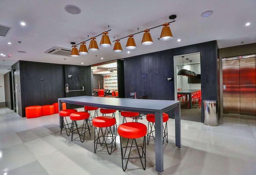 Отель Radisson Red Campinas