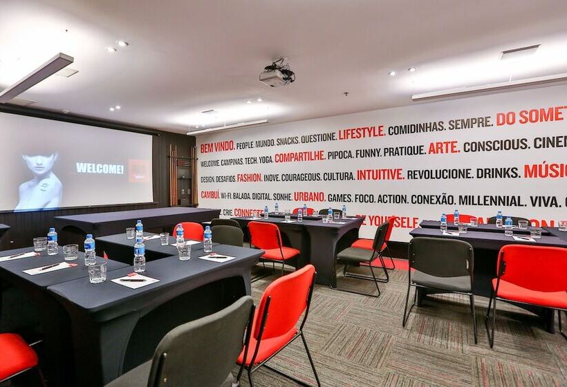 Отель Radisson Red Campinas