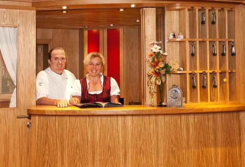 בית מלון כפרי Restaurant Frühlingsgarten