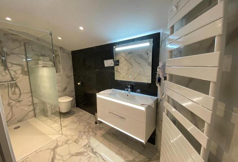 Отель Restaurant Lesage