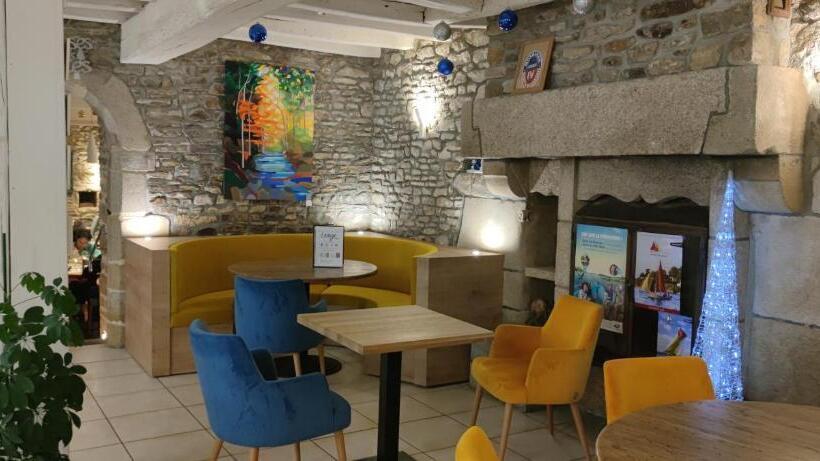 Отель Restaurant Lesage