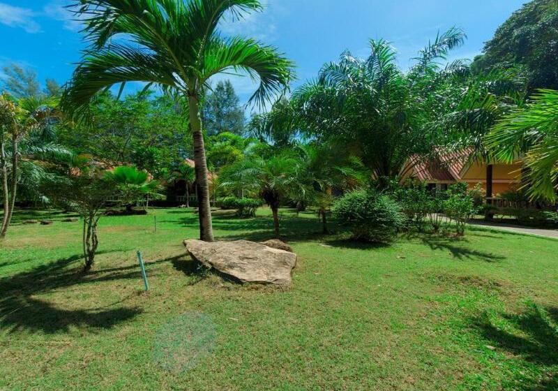 호텔 Rim Khao Resort