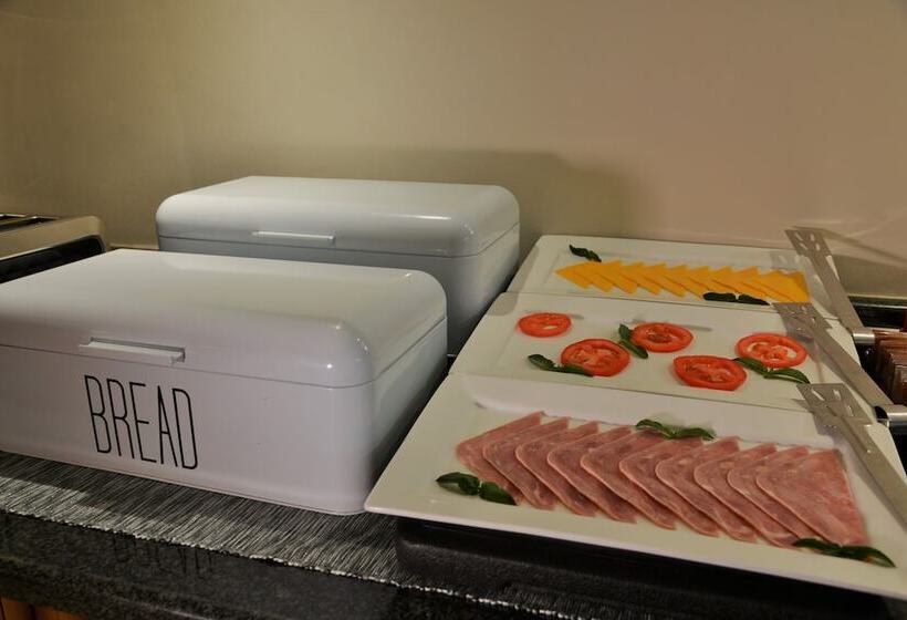 בית מלון כפרי Road Lodge Carnival City