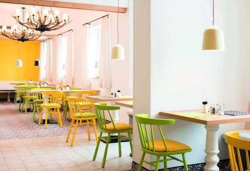 Hey Lou Hotel Piding