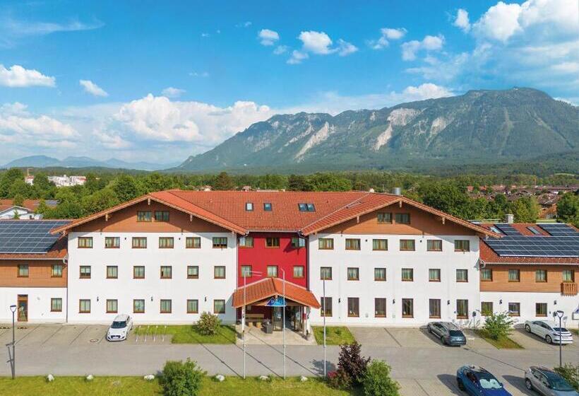 Hey Lou Hotel Piding