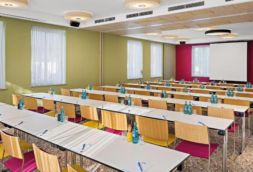 Hey Lou Hotel Piding