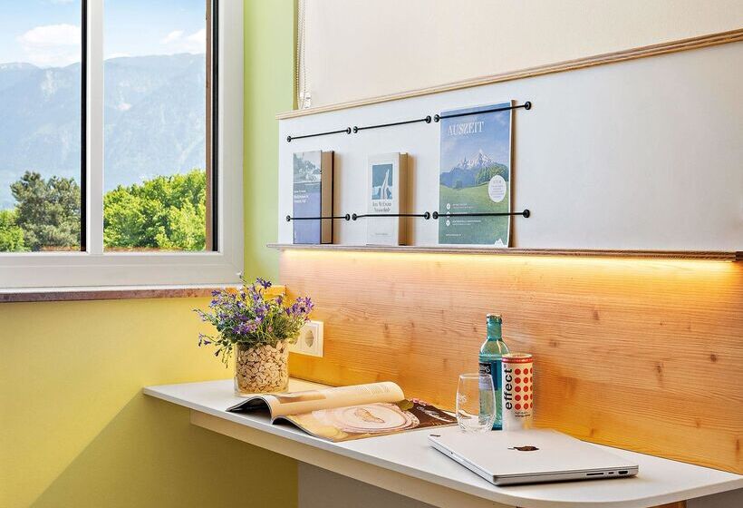 Hey Lou Hotel Piding