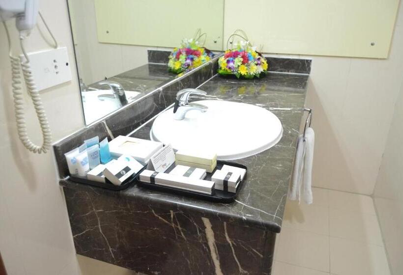 فندق Collection O Top Stars