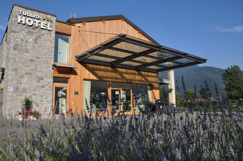 ホテル Tullio