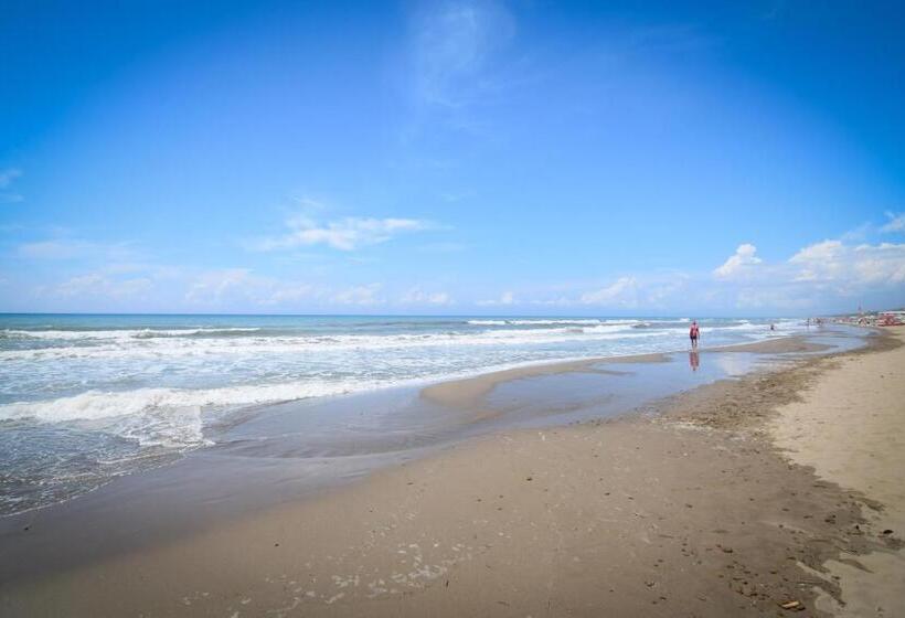 فندق Villa Denia