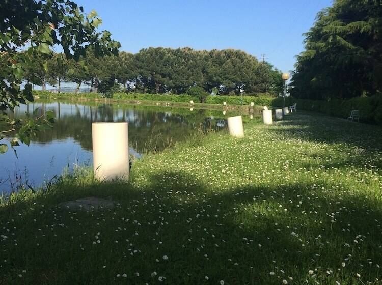 בית מלון כפרי Villaggio La Pescaccia