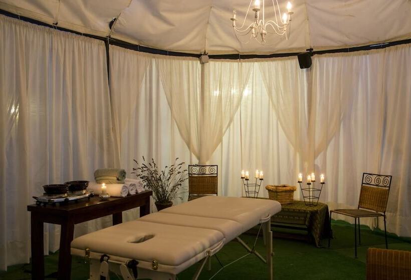 בית מלון כפרי Villaggio La Pescaccia