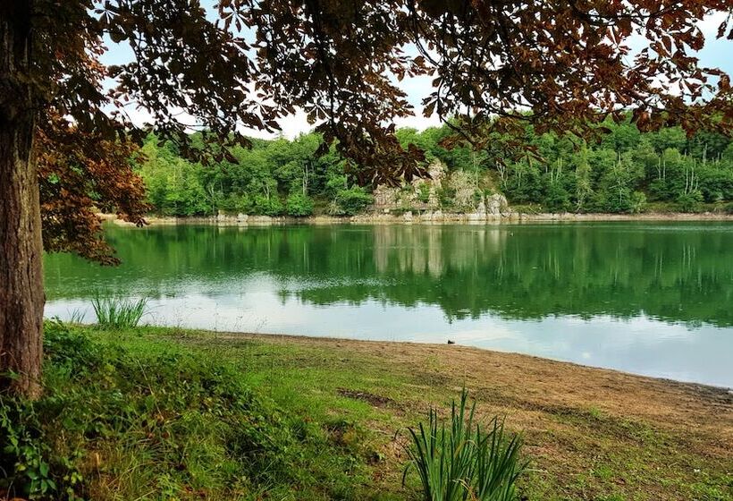 فندق Vvf Bourgogne Auxois Morvan