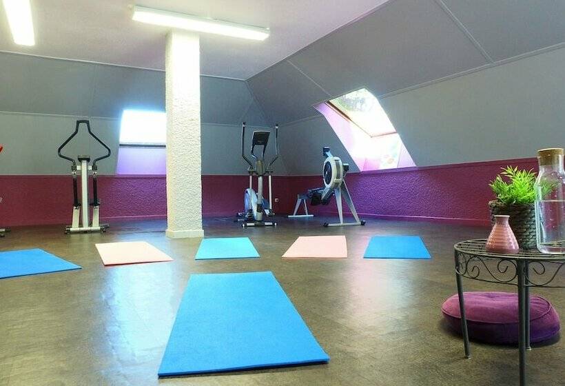 فندق Vvf Bourgogne Auxois Morvan