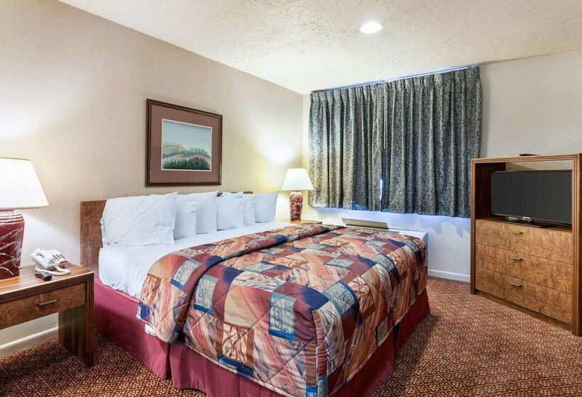 فندق على الطريق Rodeway Inn