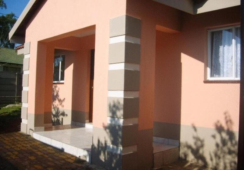 Пансион All Are Welcome Guest House