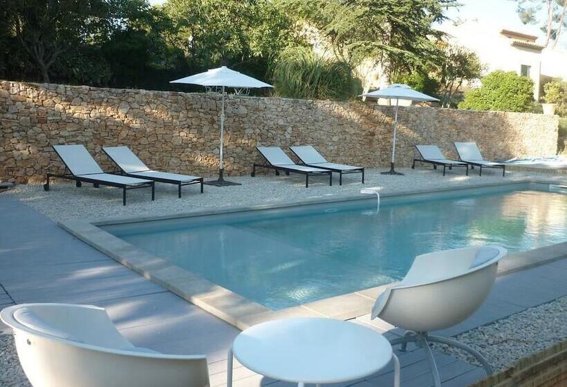 펜션 Le Mas Des Aludes