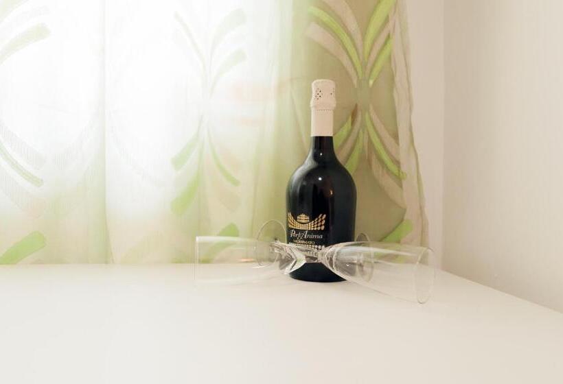 Tiburtina Inn Guest House