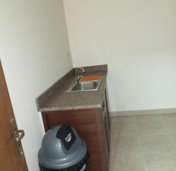 Al Ghadeer Hotel الغدير للشقق الفندقيه