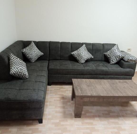 Al Ghadeer Hotel الغدير للشقق الفندقيه