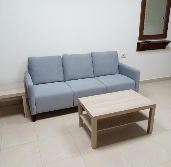 Al Ghadeer Hotel الغدير للشقق الفندقيه