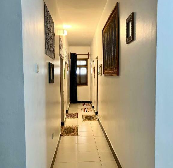 旅馆 Serene Abodes