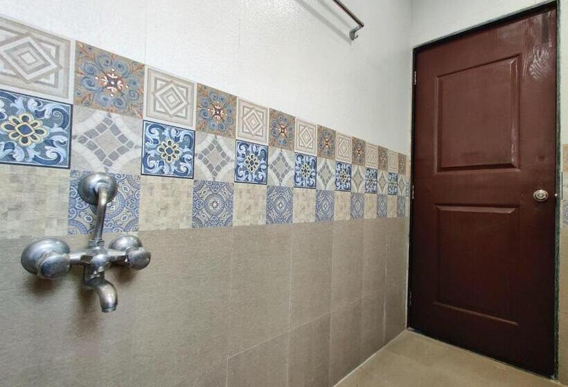 Golden Chariot Hotel Daman