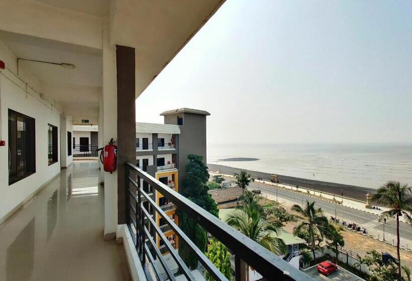 Golden Chariot Hotel Daman