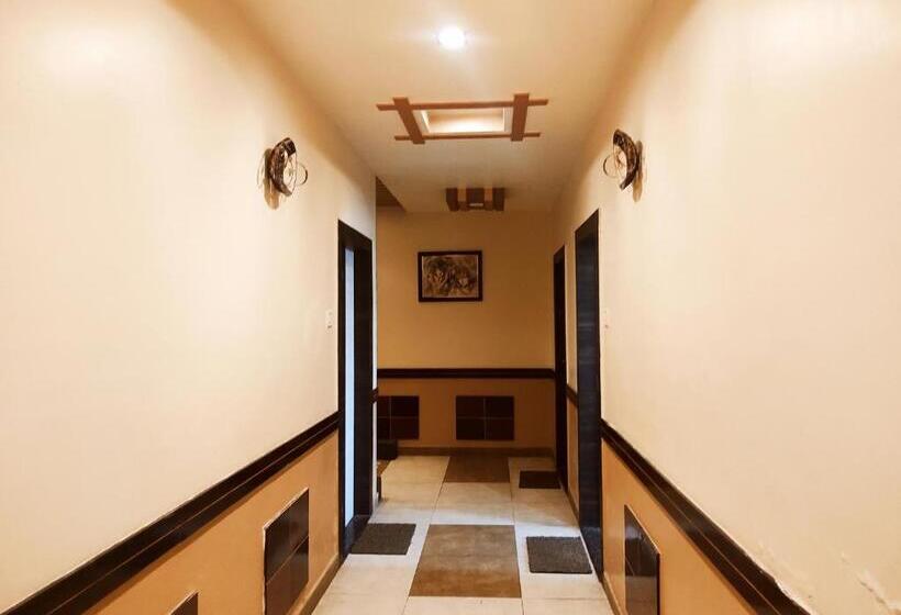 فندق Bhagwani Palace