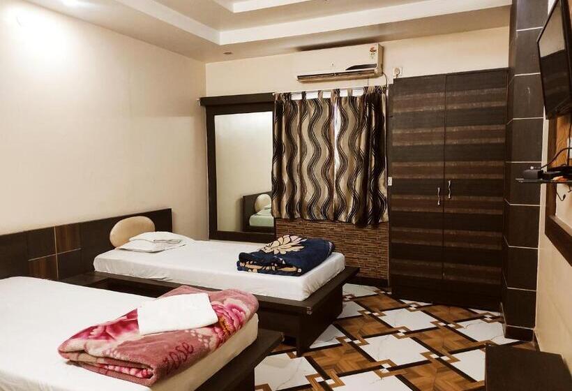 فندق Bhagwani Palace