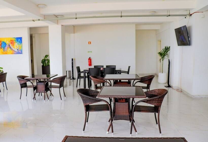 هتل Coral Da Ilha