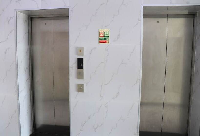 هتل Coral Da Ilha