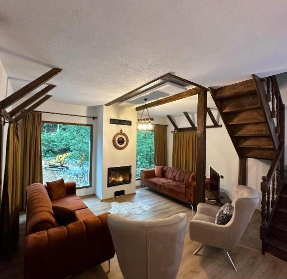 فندق Royal Falls Tati̇l Koyu