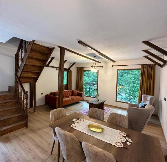 فندق Royal Falls Tati̇l Koyu