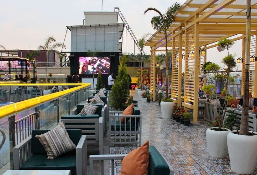 酒店 Hibiscus Select