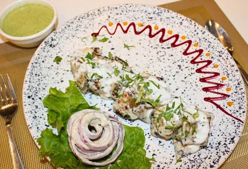 酒店 Hibiscus Select